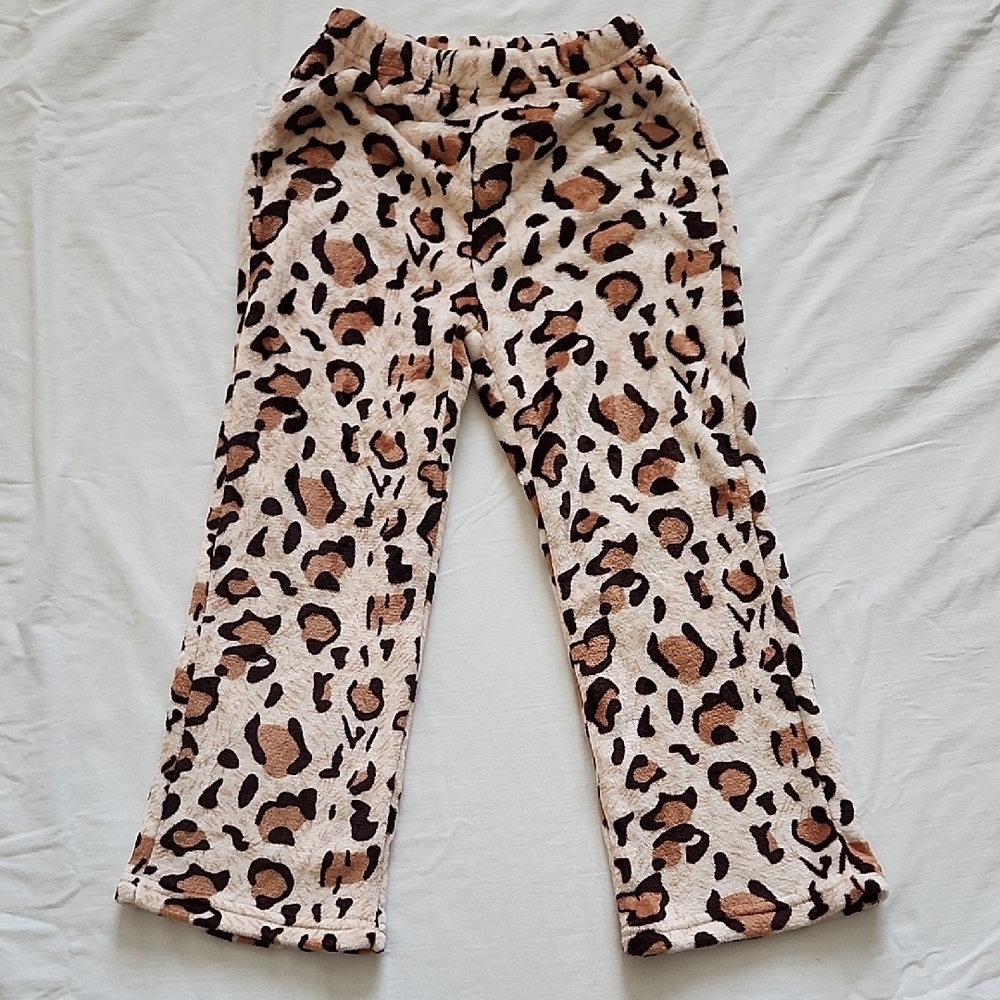 SHEIN Ribbed Beige and Leopard Print Set - Picture 4 of 5
